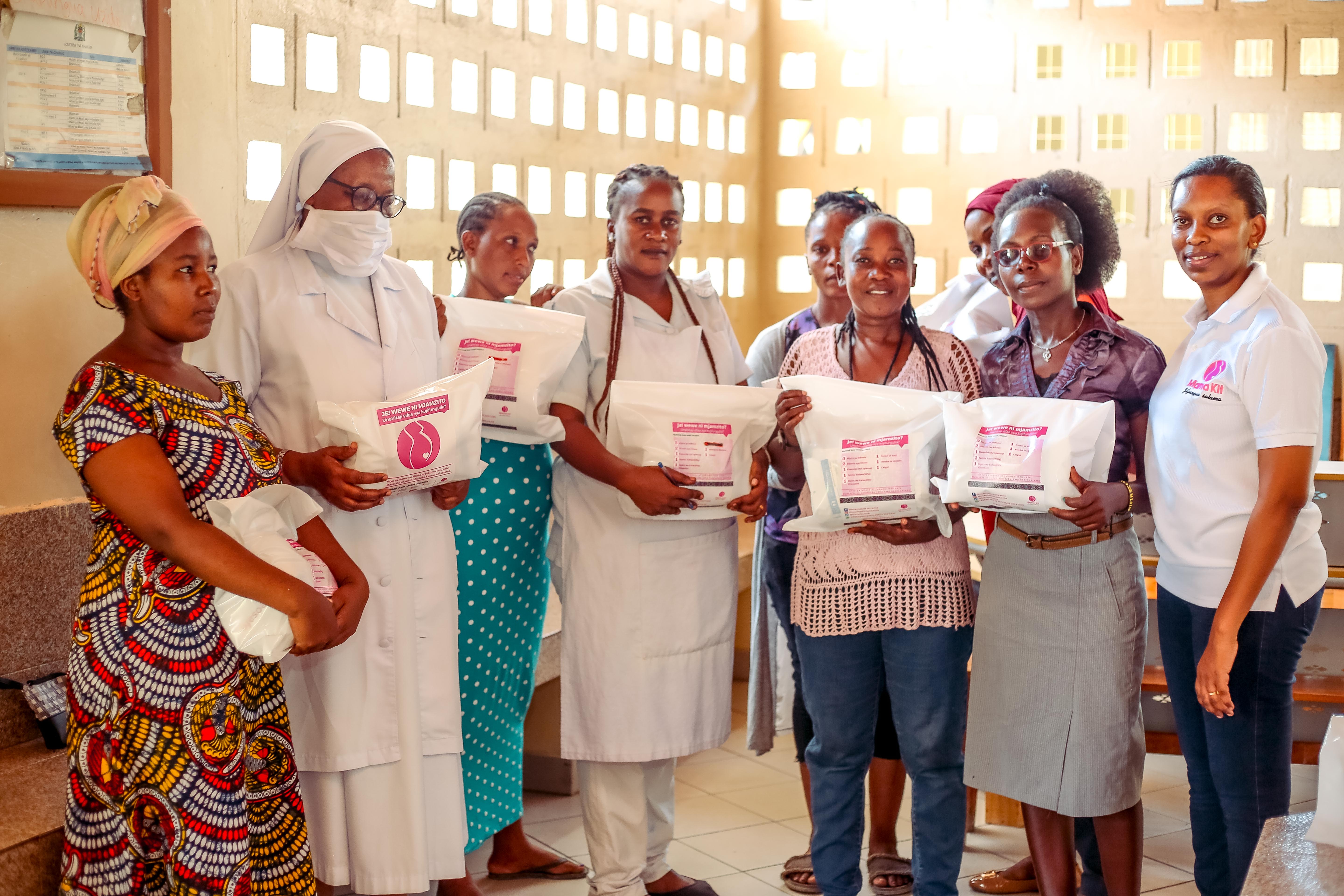 Lucy Chuwa (far right) and the Mama Kits team