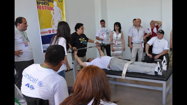 An American participant leads a demonstration for coaches and athletes in Armenia.